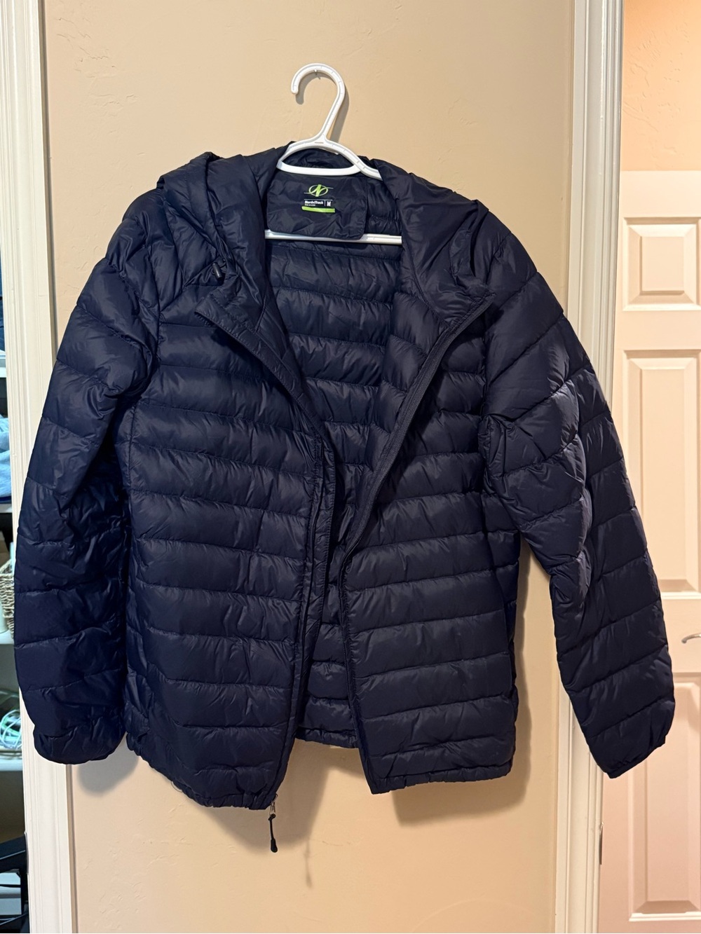 Men's Quilted Hooded Puffer Jacket in Navy